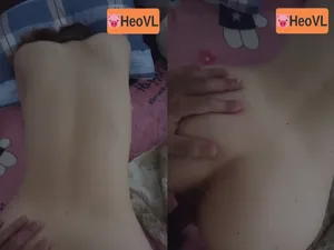 Chịch cô bé nhầy nhụa nước của con em gái dâm